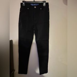 Women’s skinny jeans